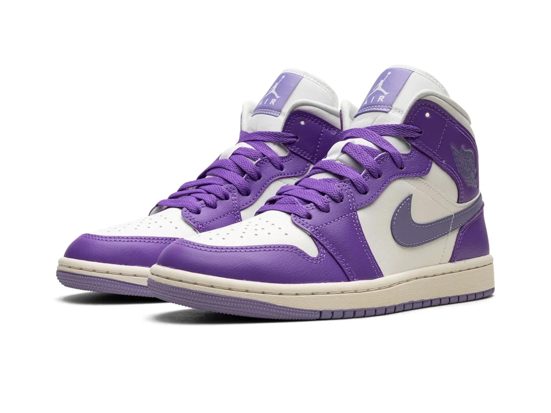 Air Jordan 1 Mid Action Grape (W)