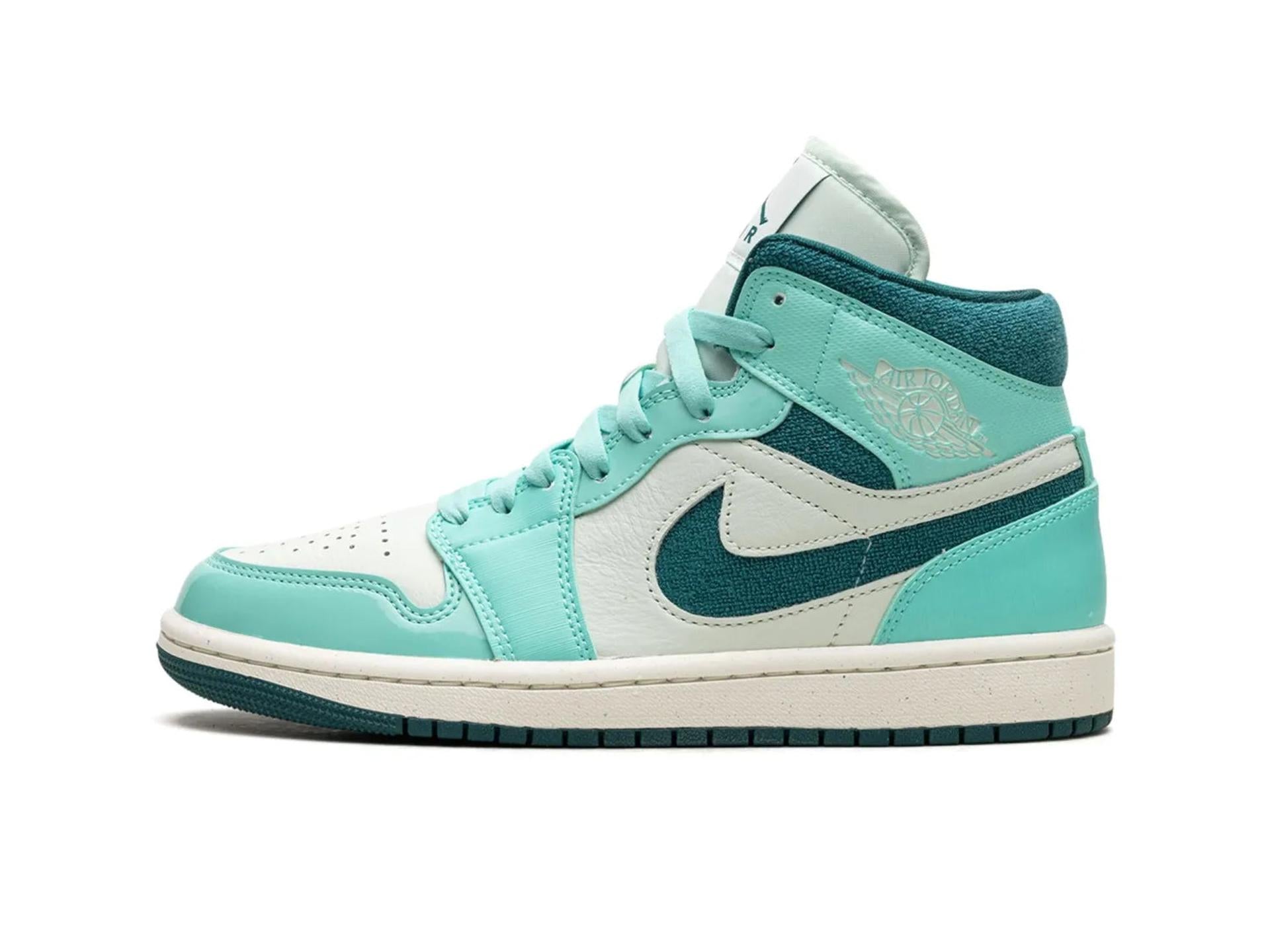 Air Jordan 1 Mid Chenille Bleached Turquoise (W)