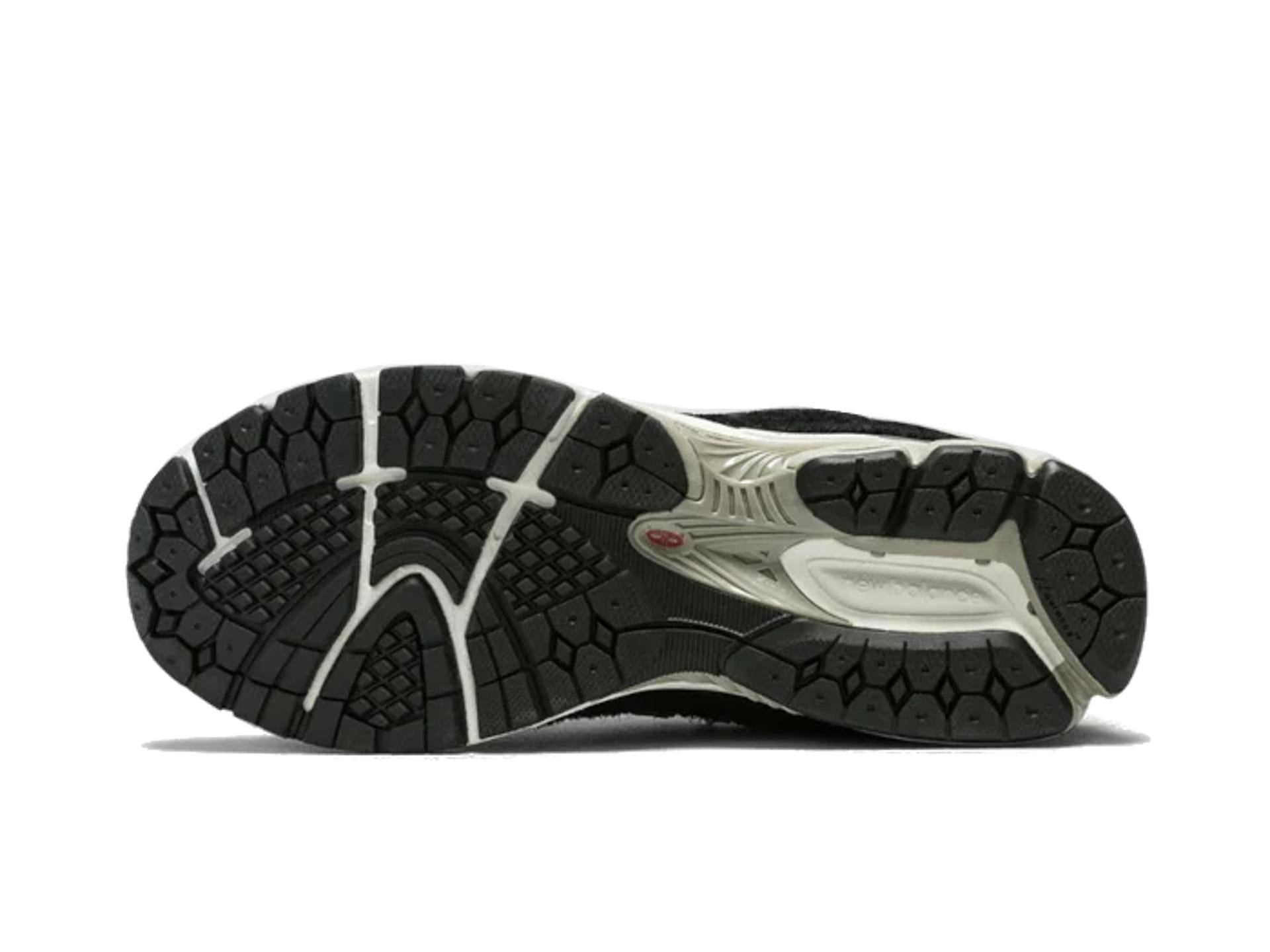 New Balance 2002R Protection Pack Black Grey