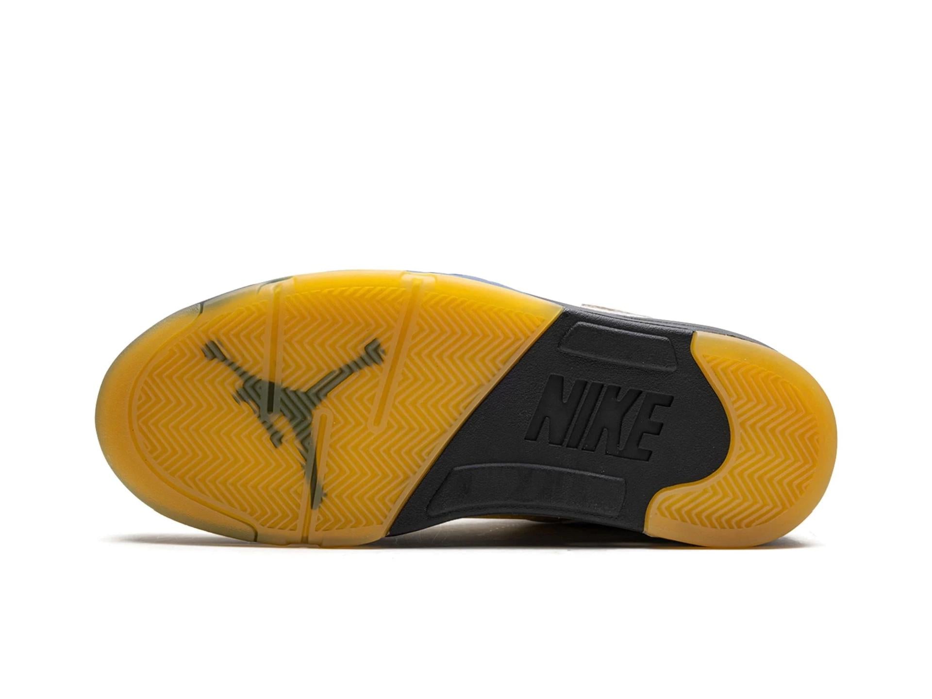 Air Jordan 5 A Ma Maniére Dawn (W)