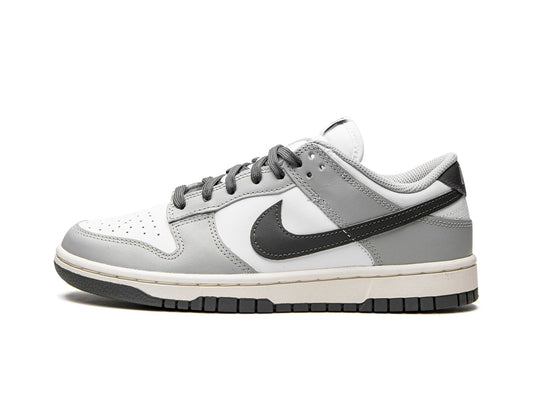 Nike Dunk Low Light Smoke Grey (W)