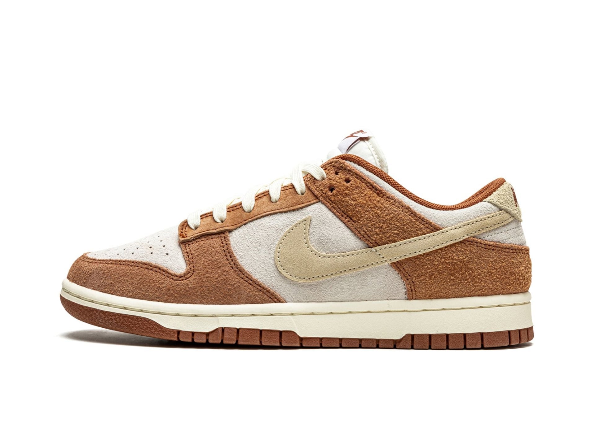 Nike Dunk Low Medium Curry