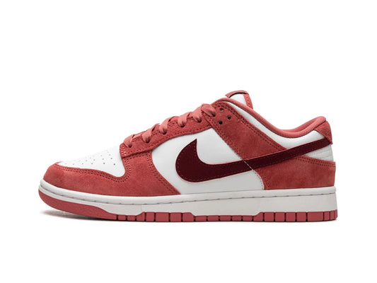 Nike Dunk Low Valentines Day (2024) (W)