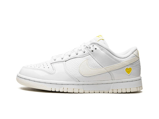 Nike Dunk Low Yellow Heart (W)