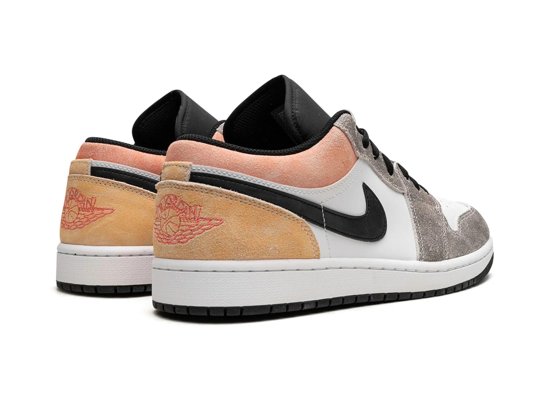 Air Jordan 1 Low Flight Club