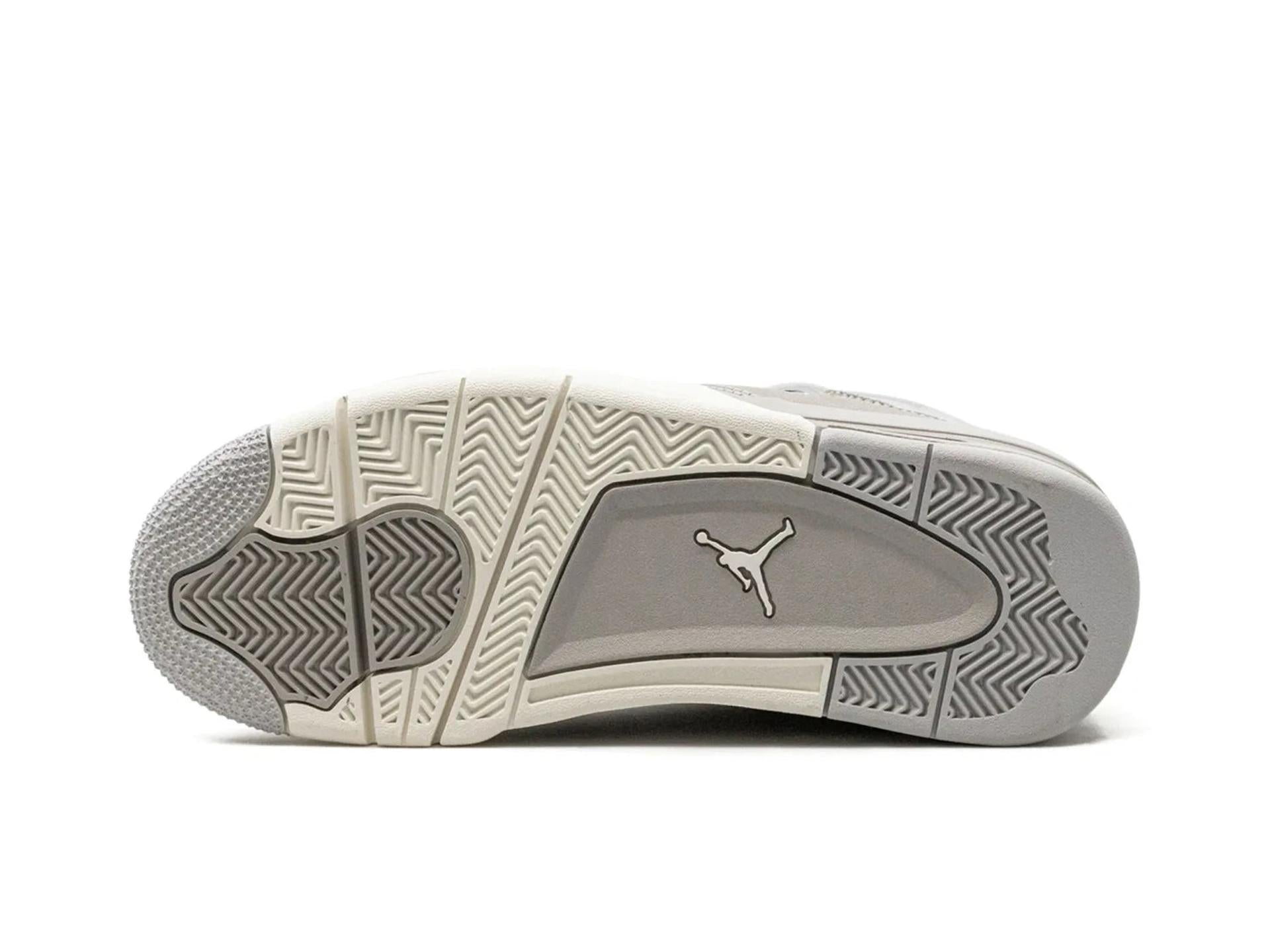 Air Jordan 4 Frozen Moments (W)