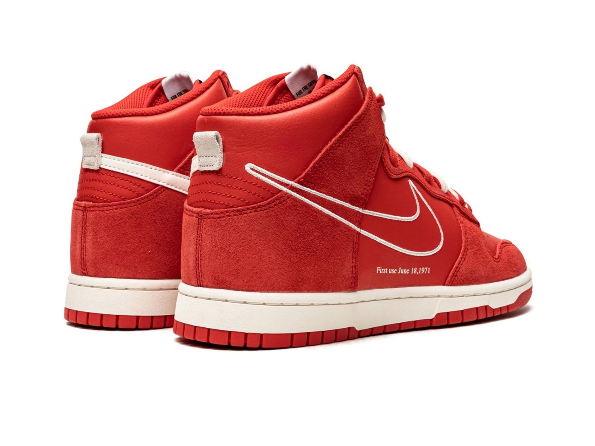Nike Dunk High First Use University Red