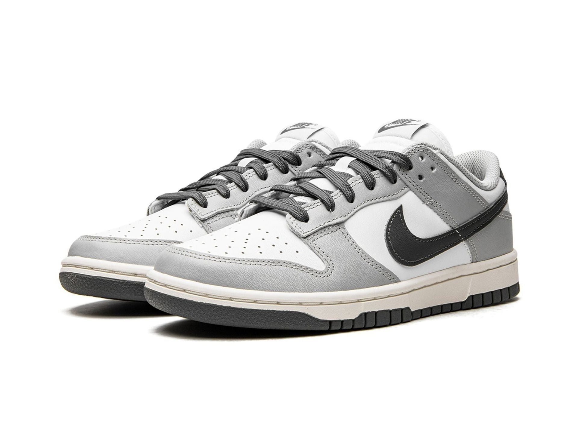 Nike Dunk Low Light Smoke Grey (W)