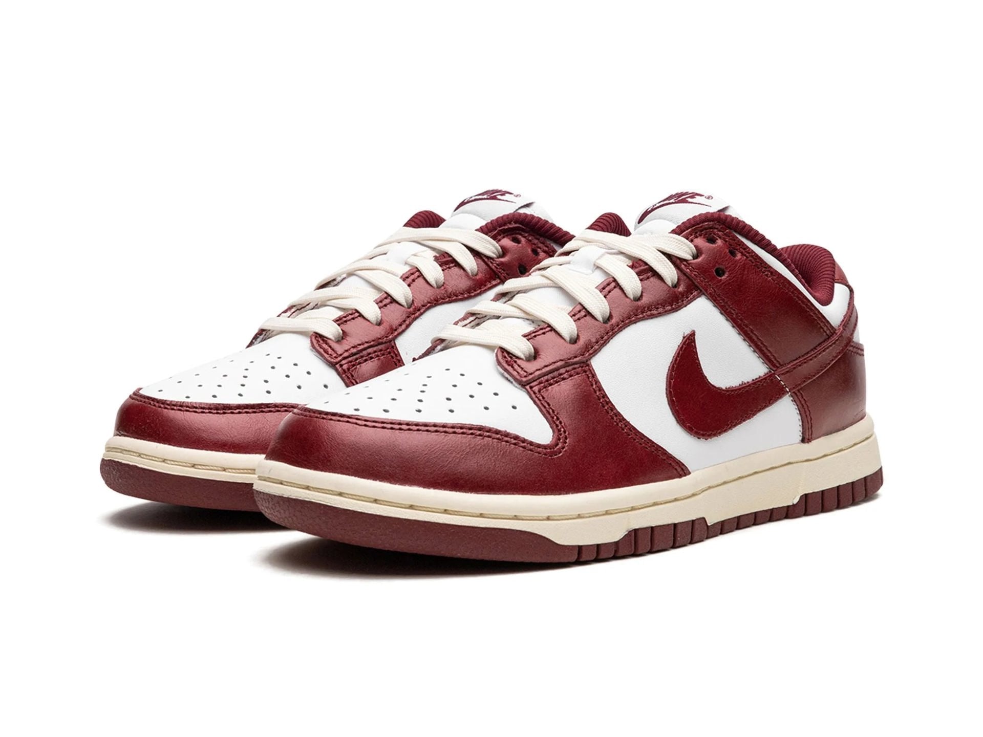 Nike Dunk Low Premium Vintage Team Red (W)