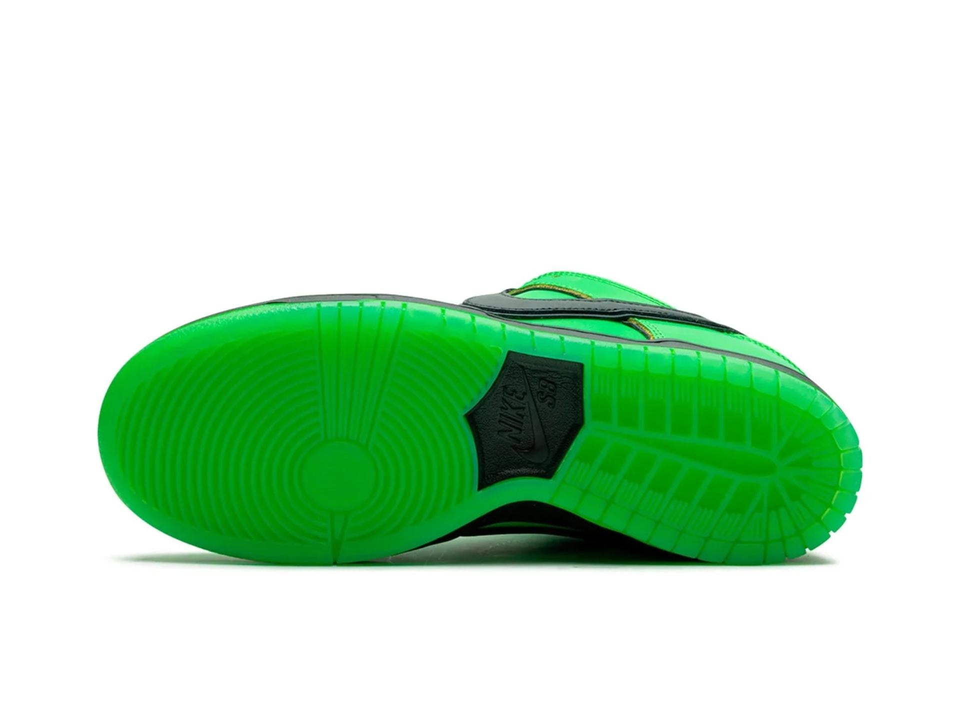 Nike SB Dunk Low The Powerpuff Girls Buttercup