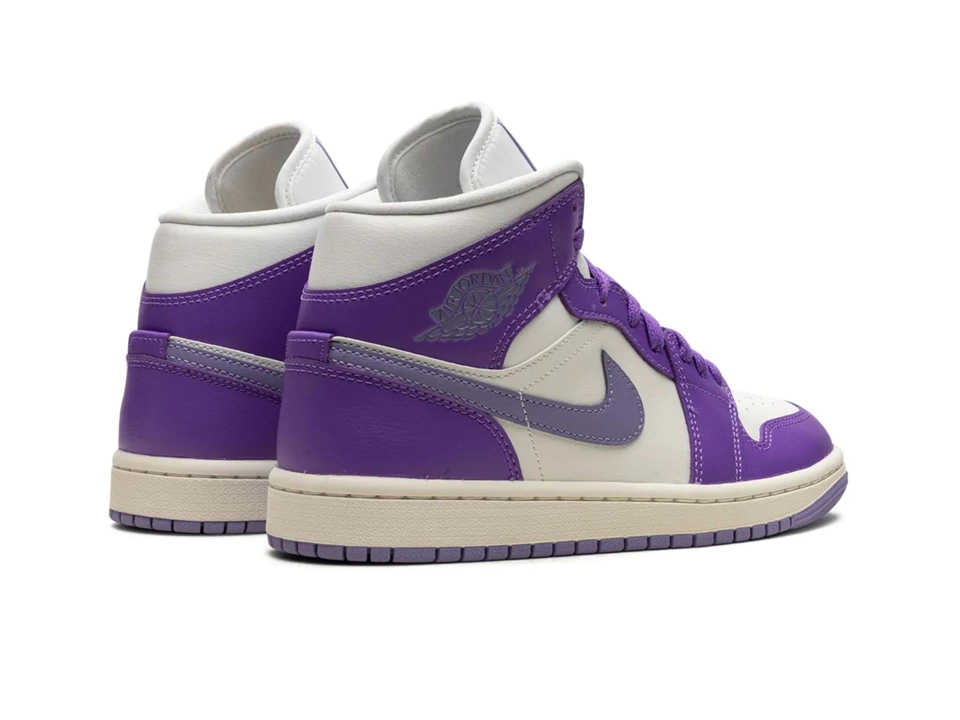 Air Jordan 1 Mid Action Grape (W)