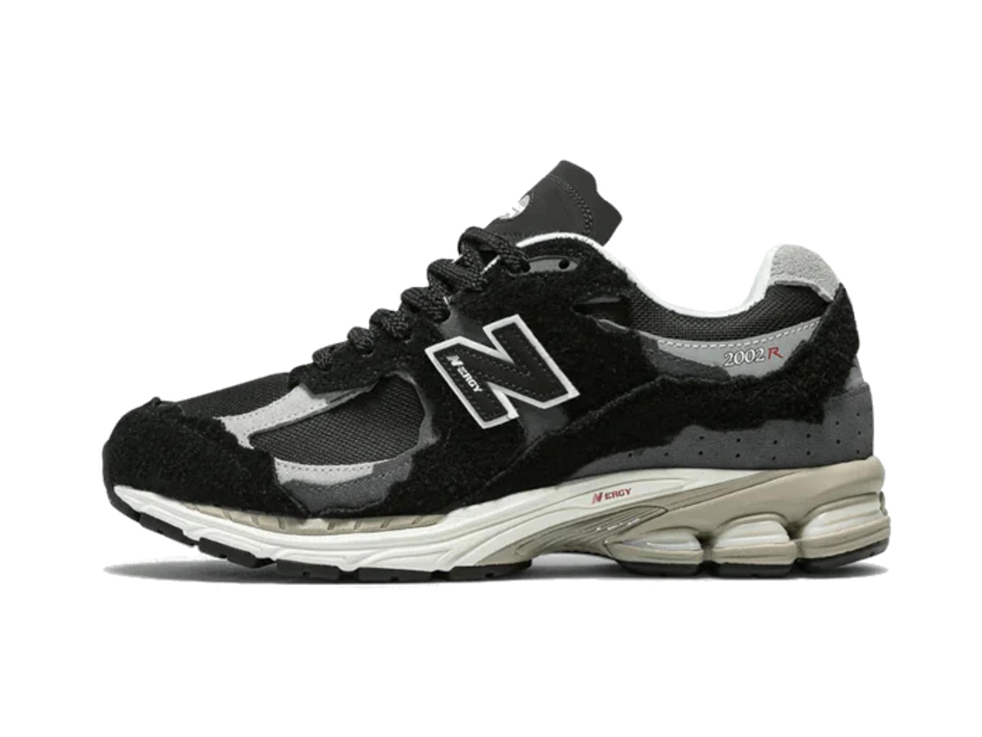 New Balance 2002R Protection Pack Black Grey