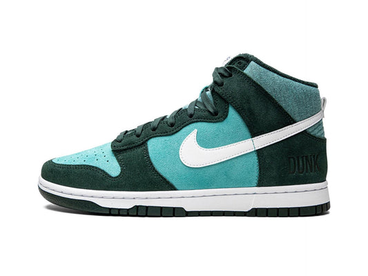 Nike Dunk High Athletic Club