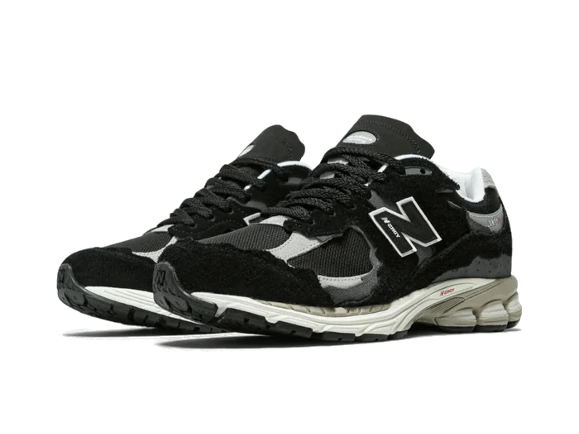 New Balance 2002R Protection Pack Black Grey