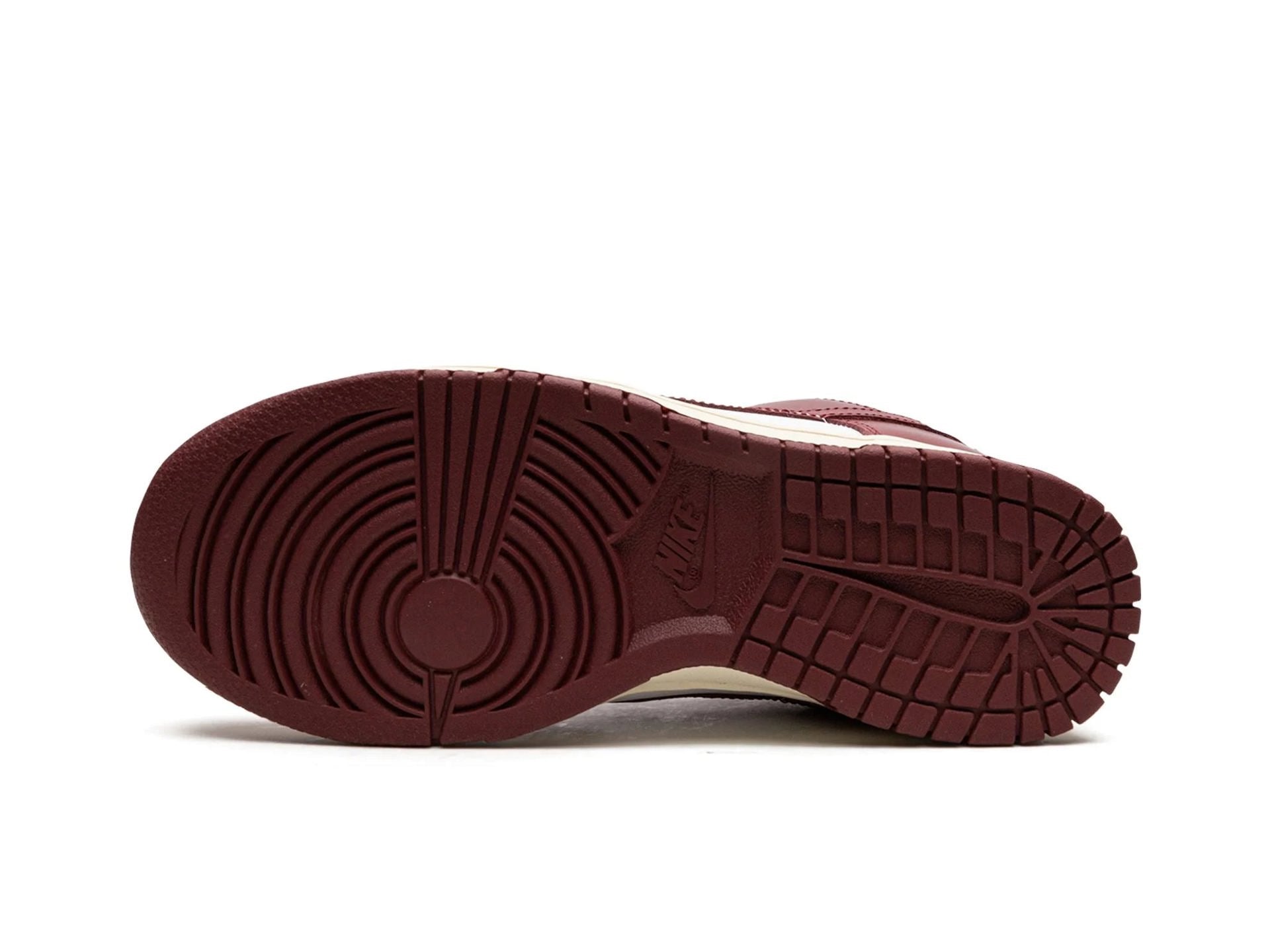Nike Dunk Low Premium Vintage Team Red (W)