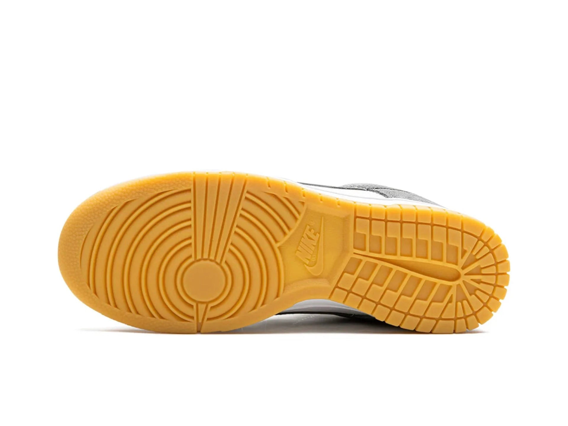 Nike Dunk Low Smoke Grey Gum 3M Swoosh