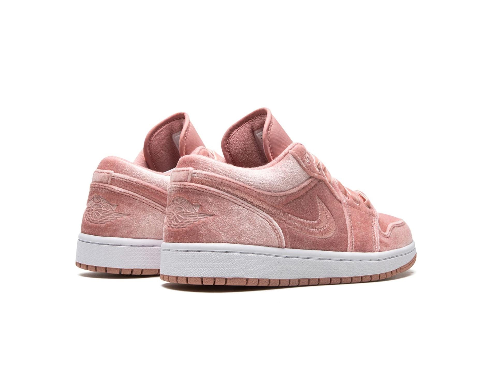 Air Jordan 1 Low Pink Velvet (W)