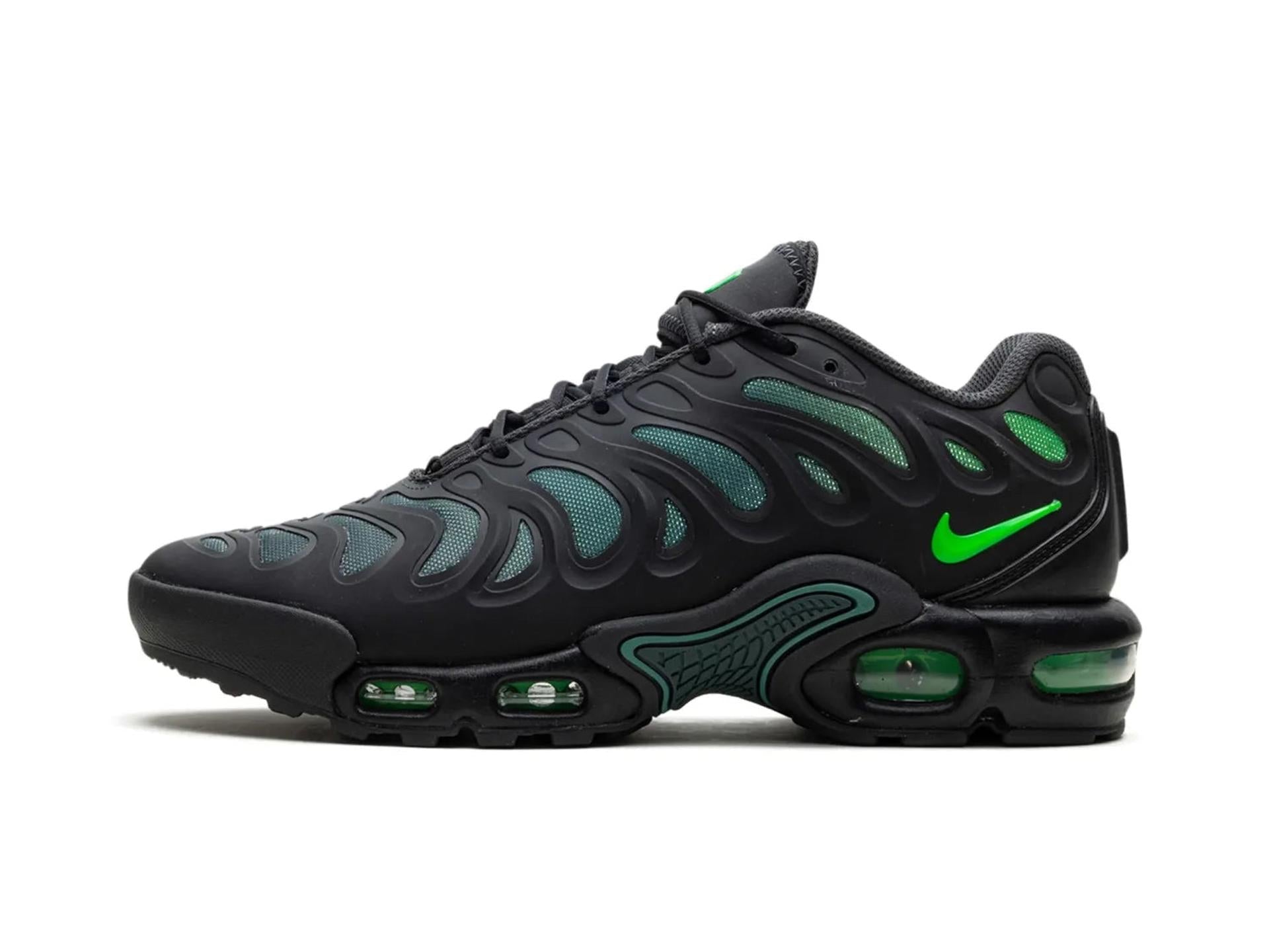 Nike Air Max Plus Drift Black Volt