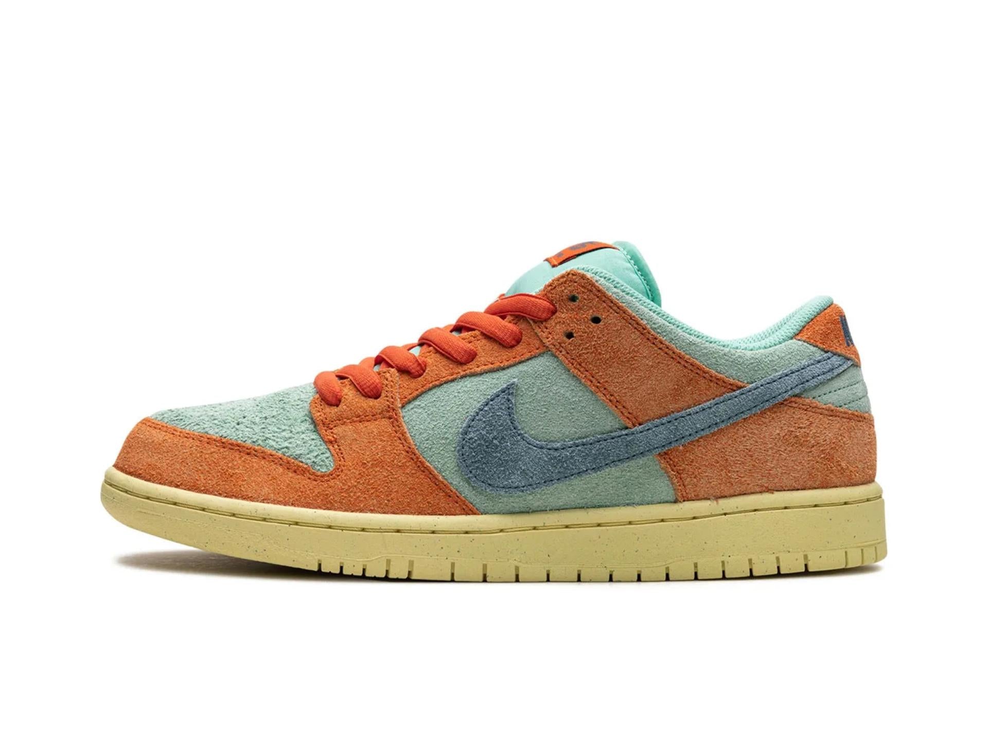 Nike SB Dunk Low Orange Emerald Rise