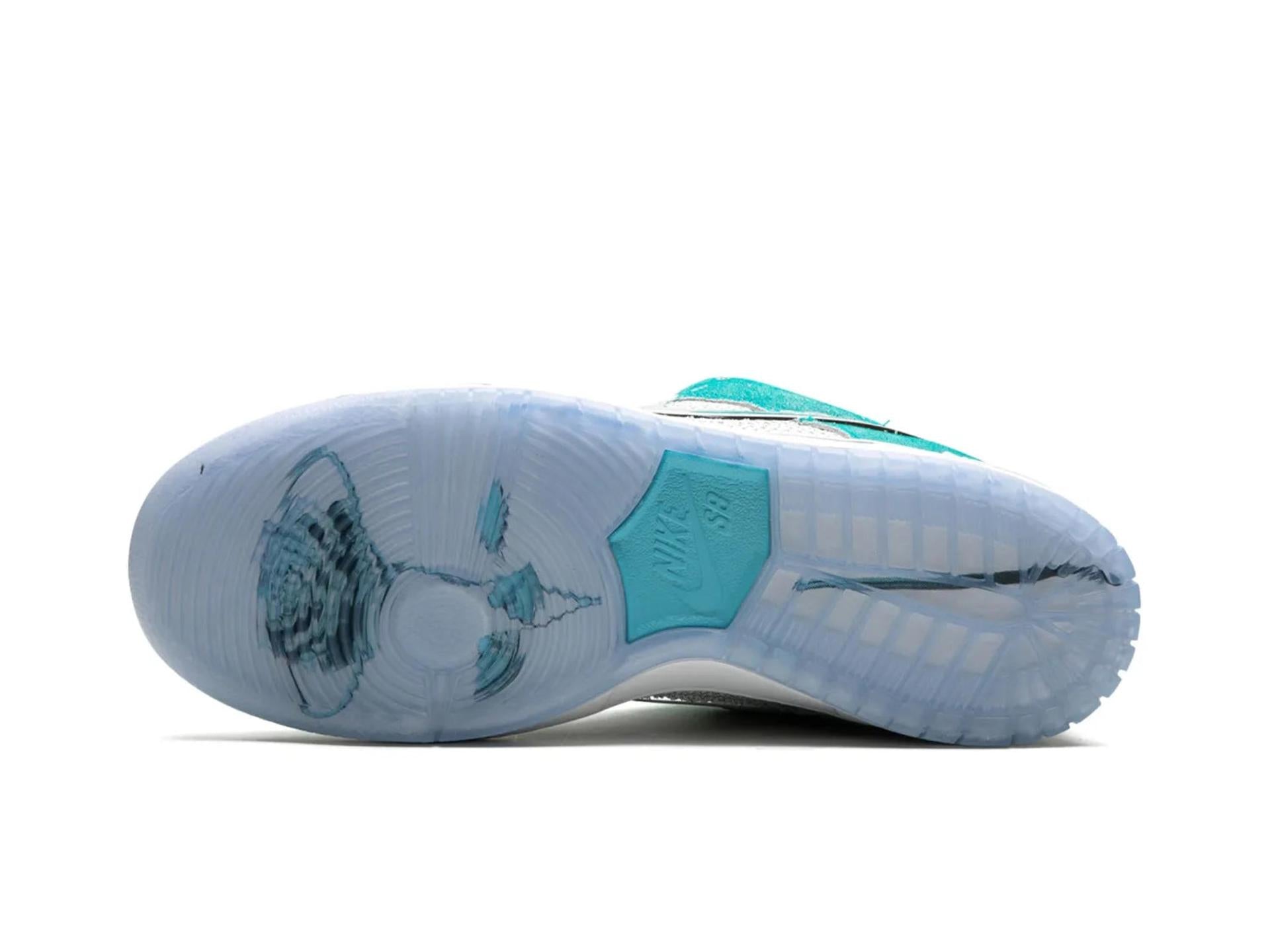 Nike SB Dunk Low April Skateboards