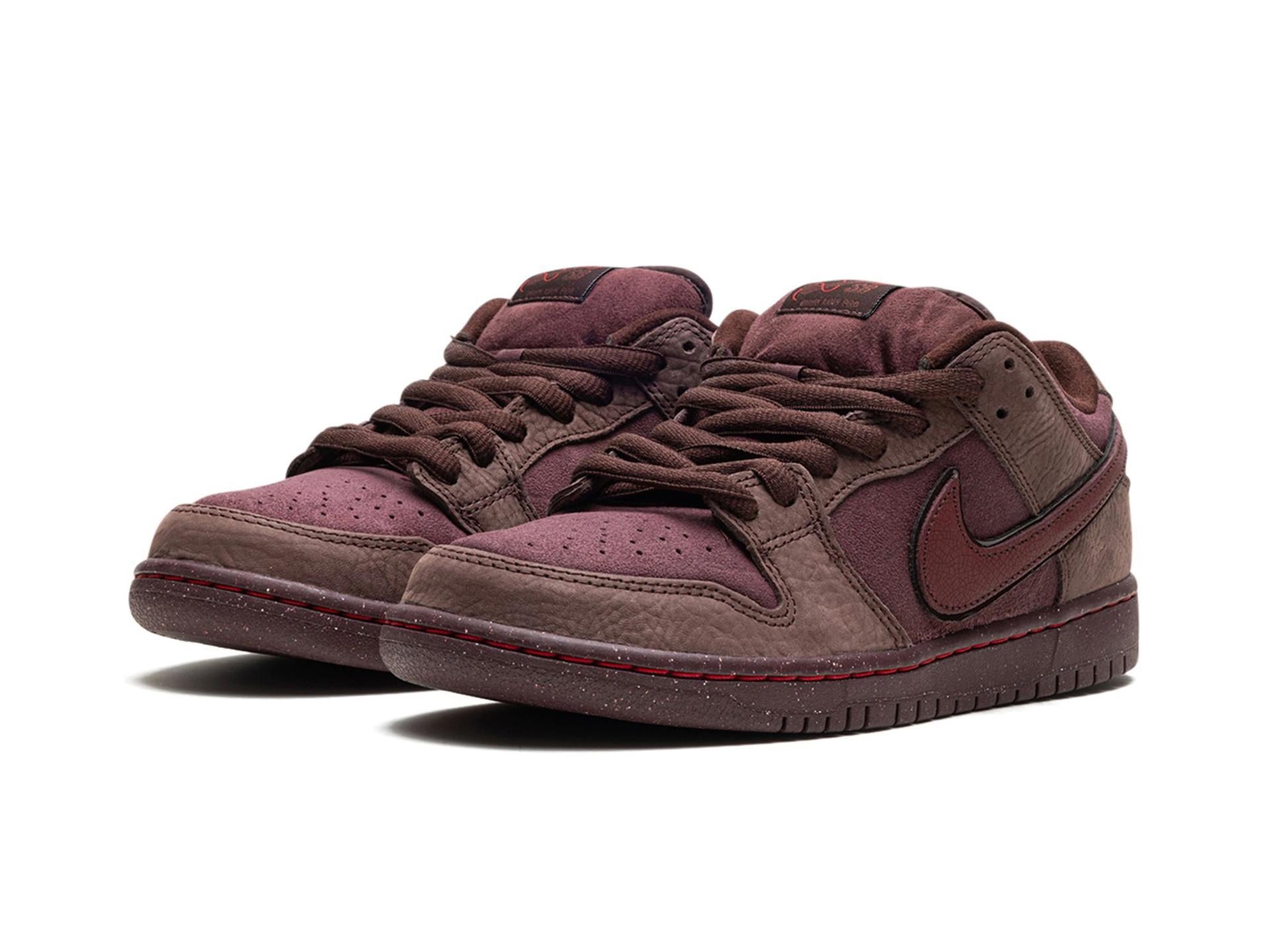 Nike SB Dunk Low City Of Love Burgundy Crush