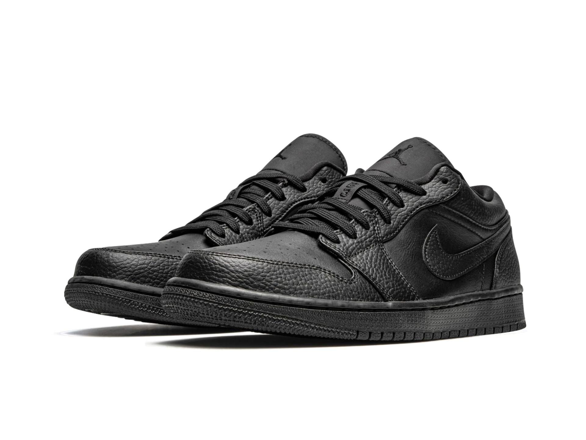 Air Jordan 1 Low Triple Black