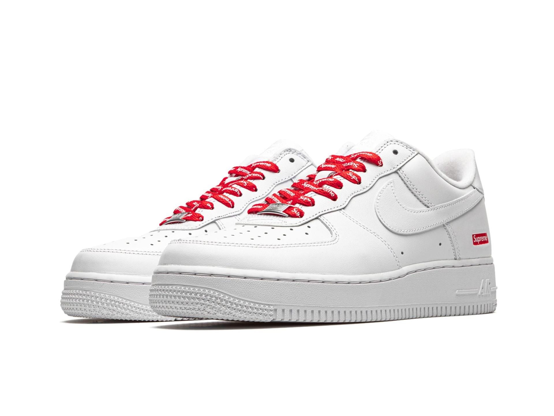 Nike Air Force 1 Low Supreme White