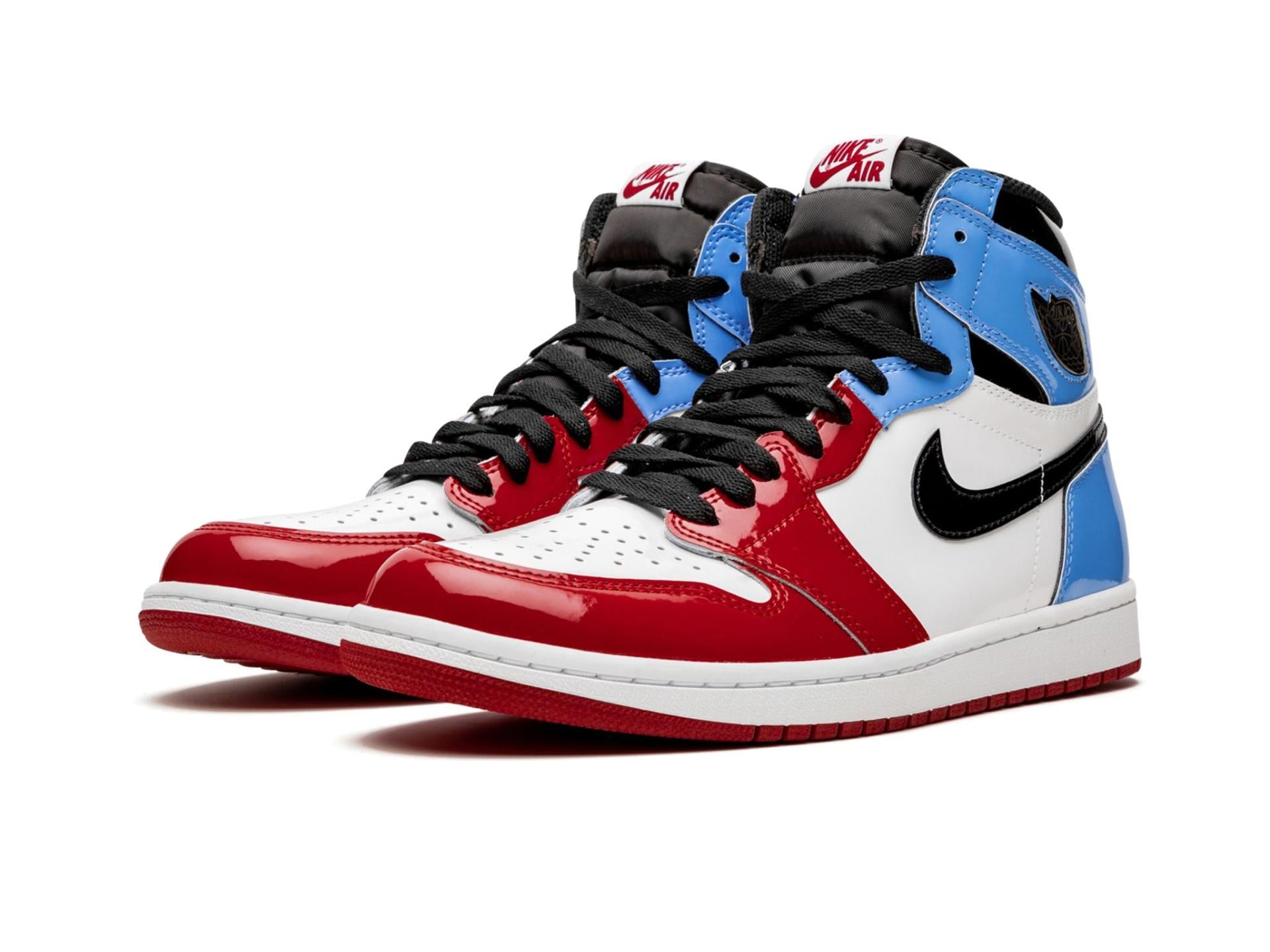 Air Jordan 1 High Fearless Patent UNC Chicago