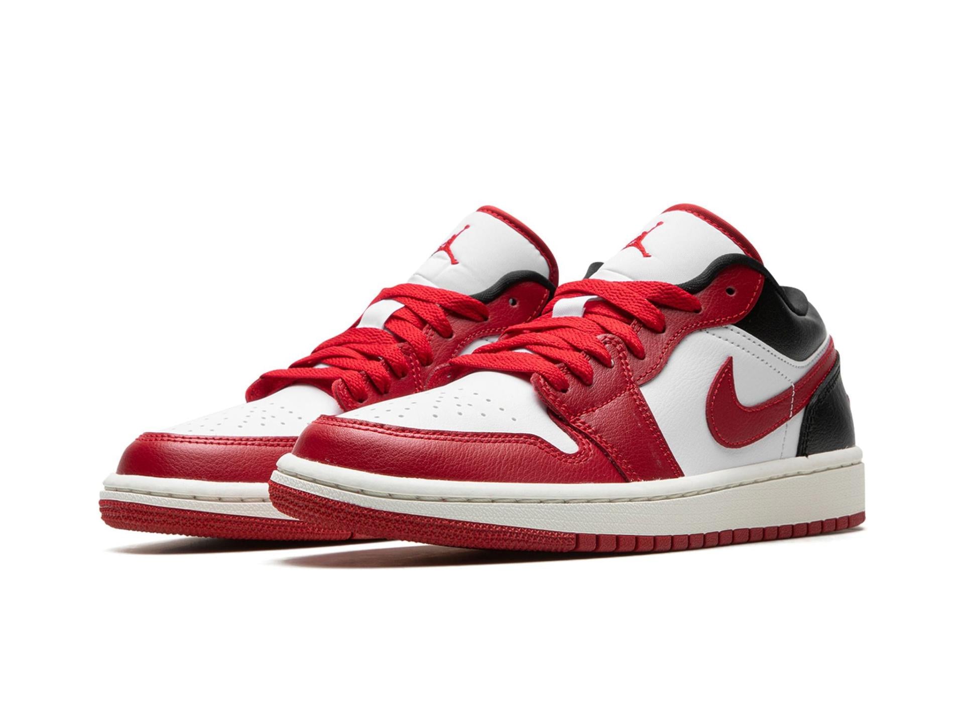 Air Jordan 1 Low Reverse Black Toe (W)