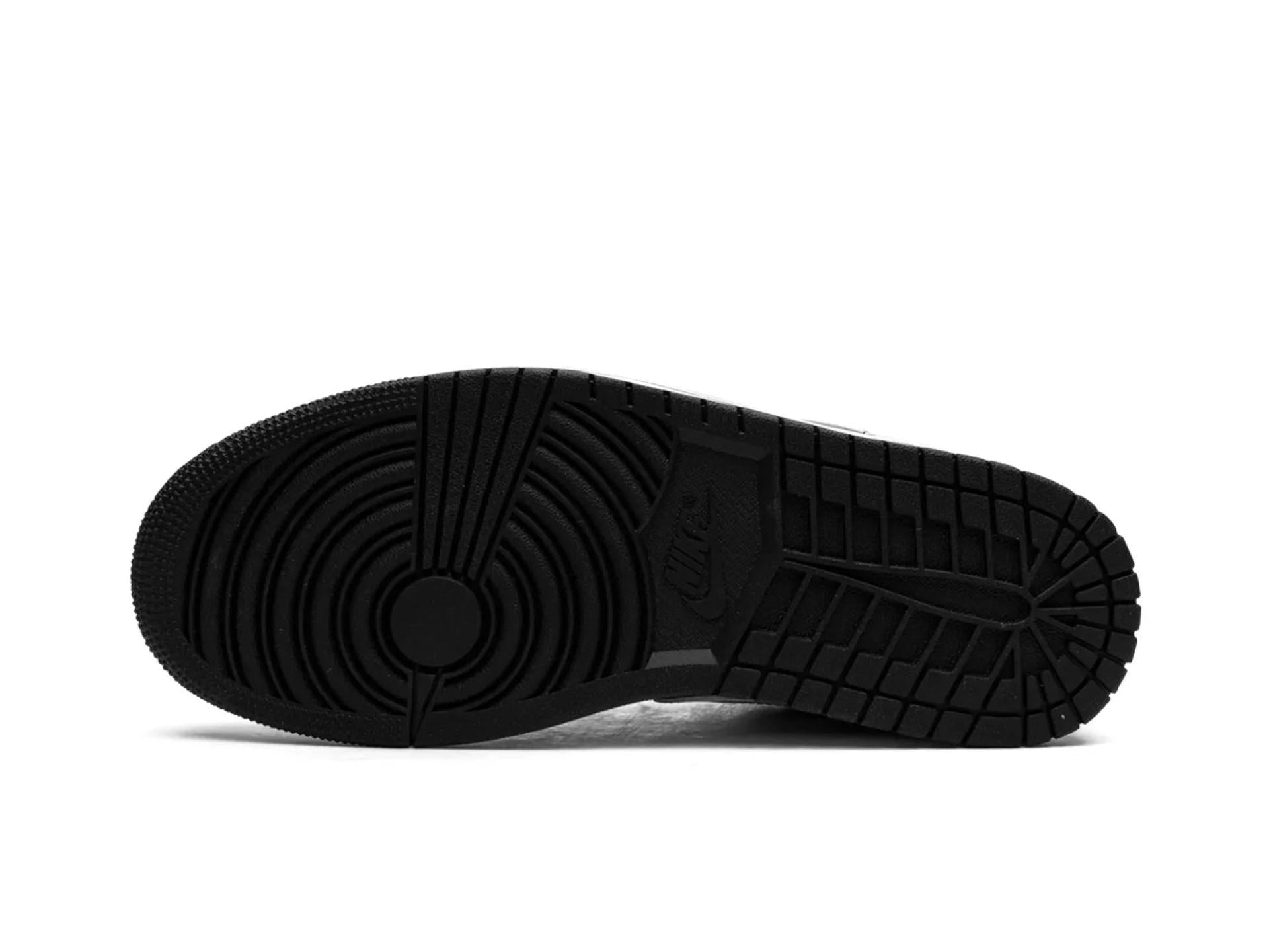 Air Jordan 1 Low Black White (2022) (W)