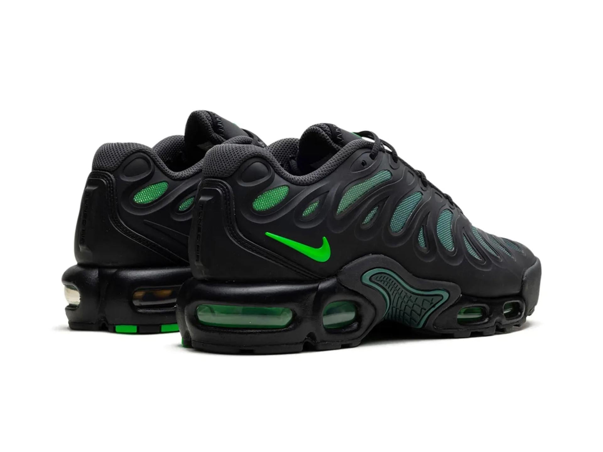 Nike Air Max Plus Drift Black Volt