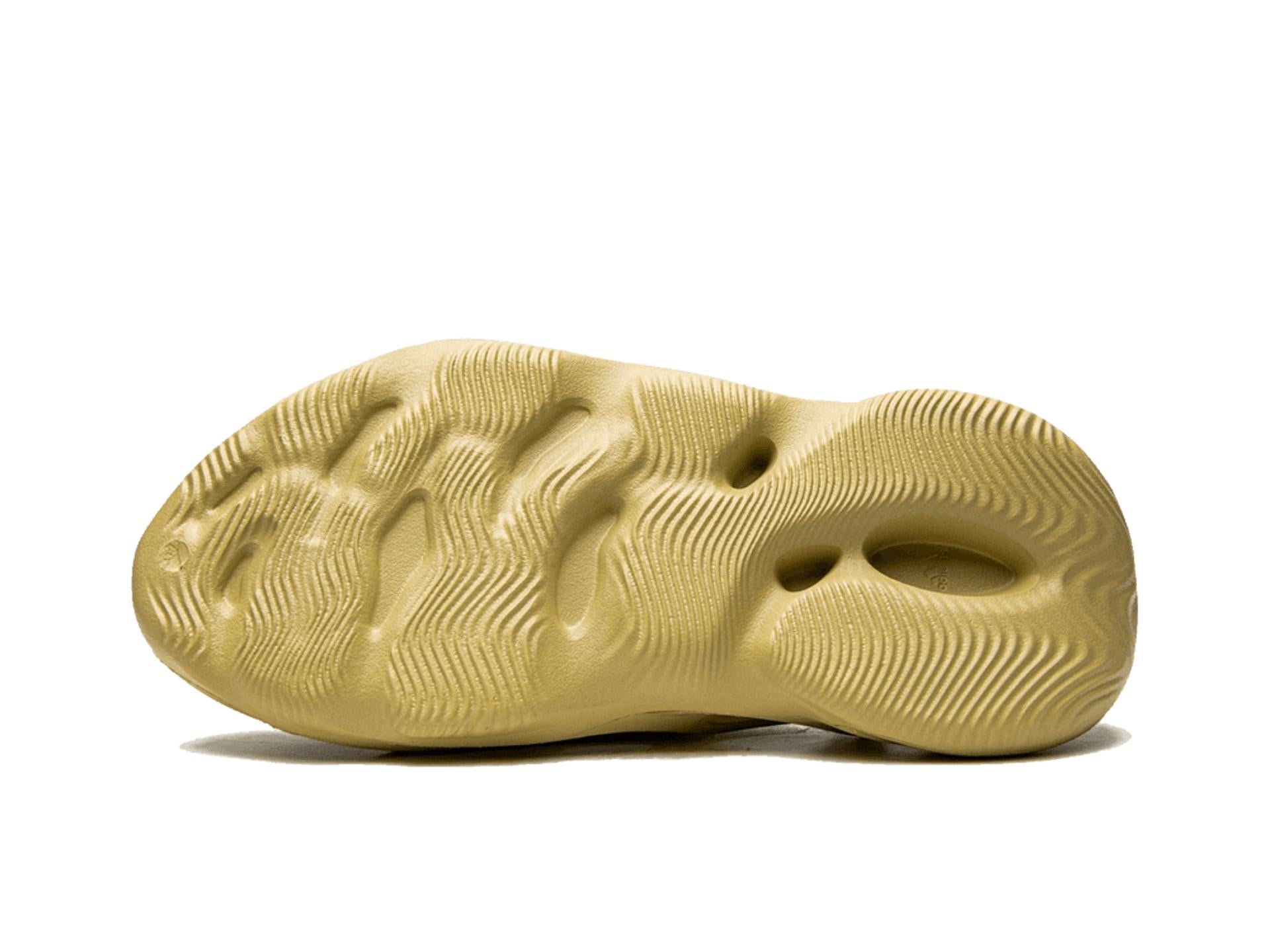 Adidas Yeezy Foam Runner Sulfur