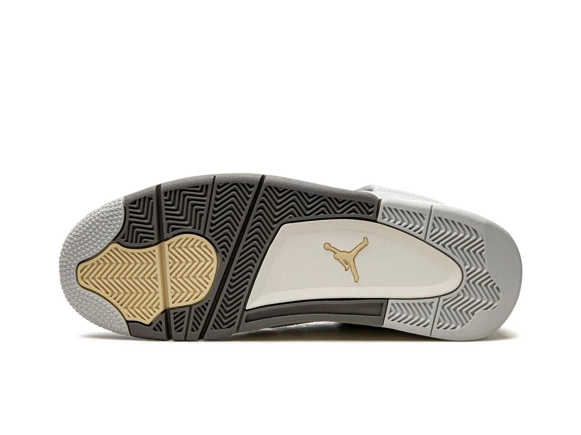 Air Jordan 4 Craft Photon Dust