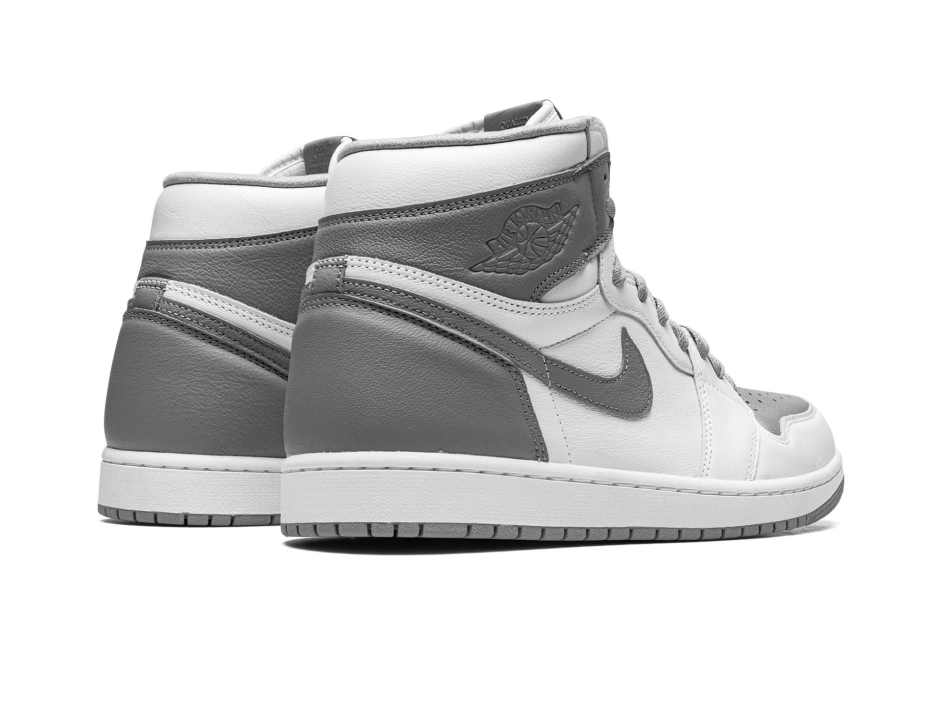 Air Jordan 1 High Stealth