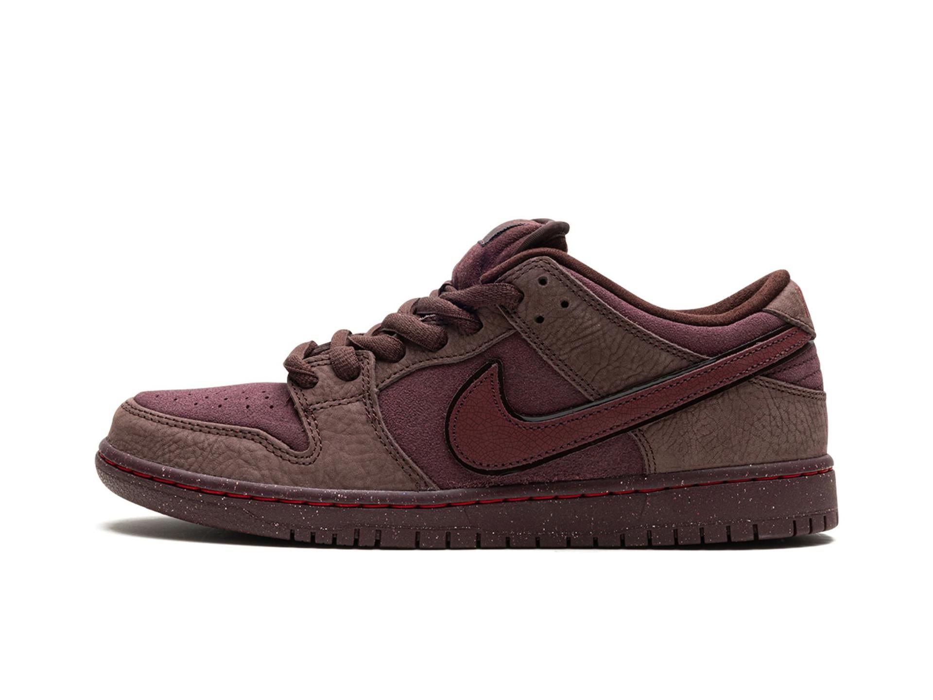 Nike SB Dunk Low City Of Love Burgundy Crush