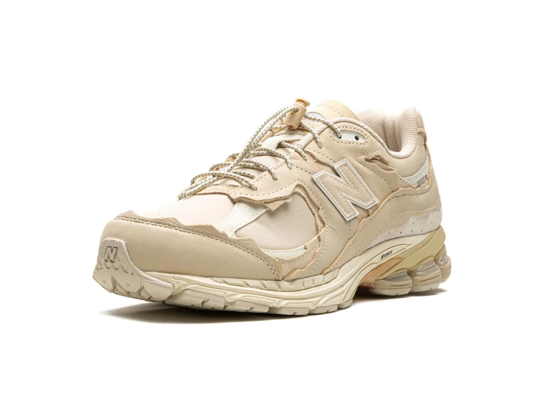 New Balance 2002R Protection Pack Sandstone
