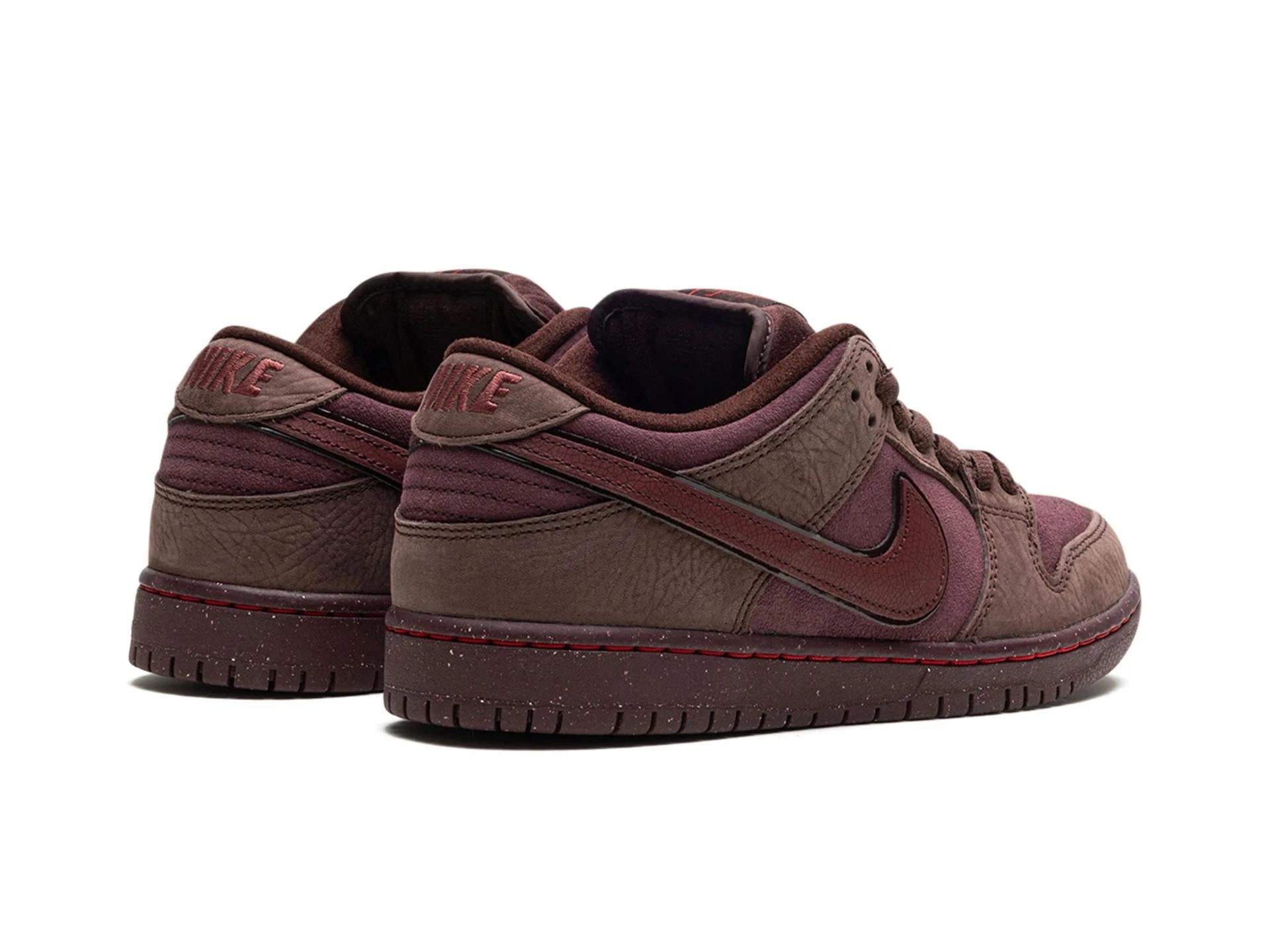 Nike SB Dunk Low City Of Love Burgundy Crush