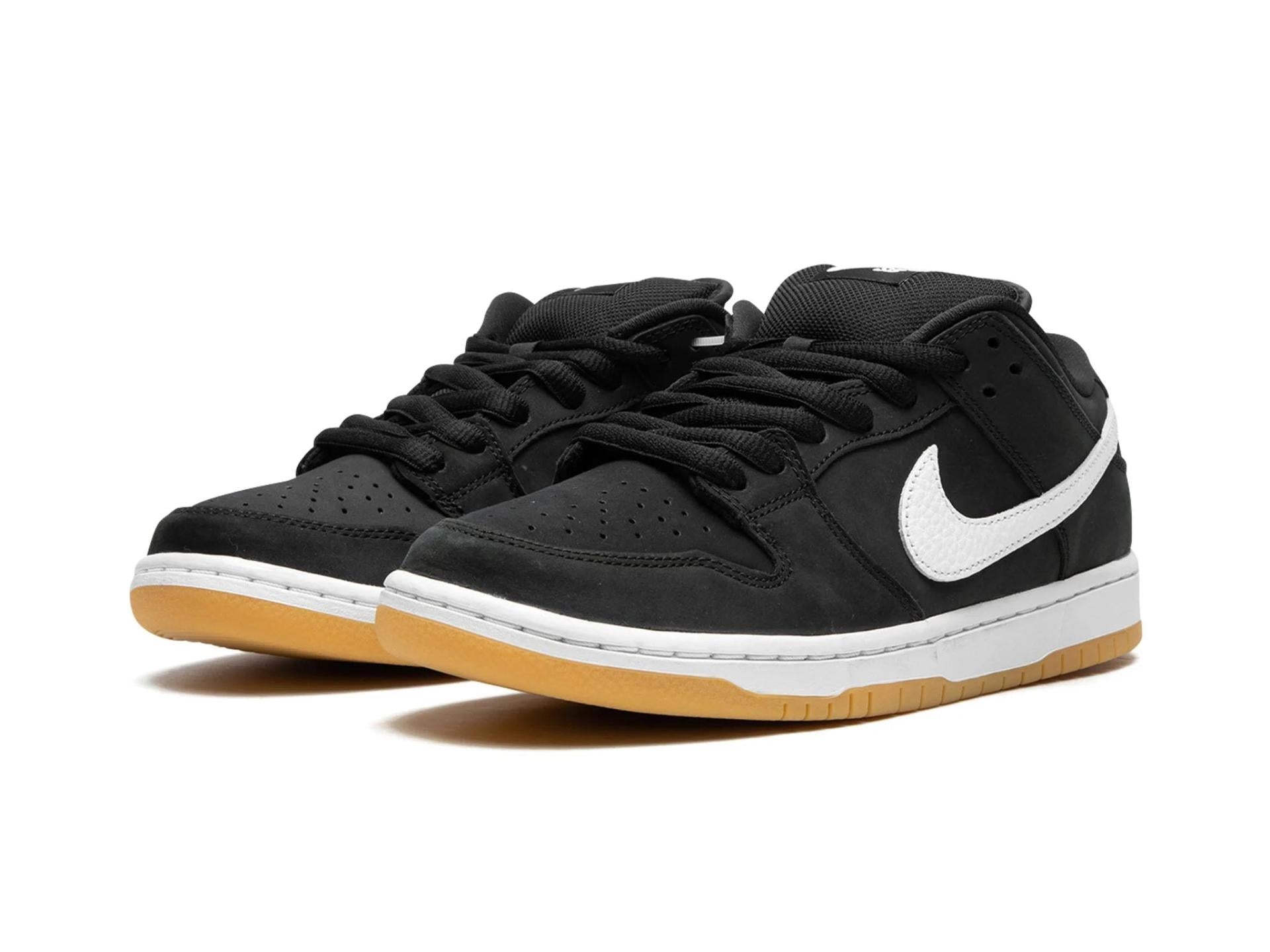 Nike SB Dunk Low Black Gum