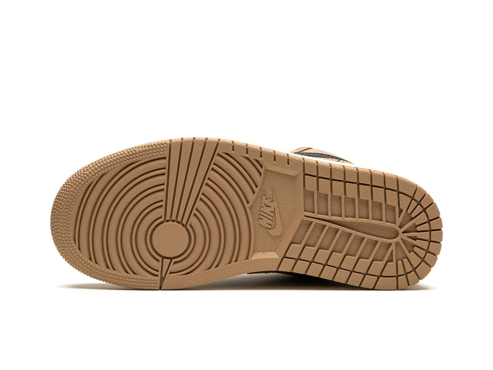 Air Jordan 1 Low Desert (W)